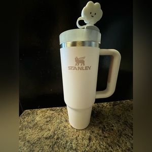 30 oz Stanley tumbler with straw cover